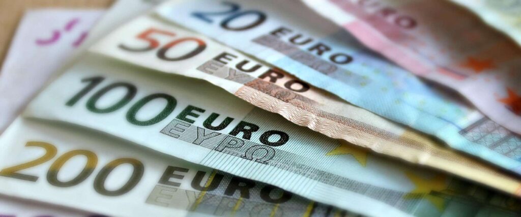 Verschiedene Euro-Scheine